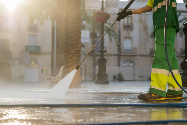 Best Pool Deck Cleaning  in Three Rivers, TX